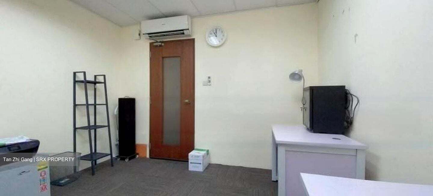 Oxley Bizhub (D14), Factory #459219671